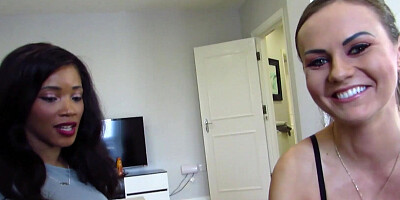 BITCH YOU STOLE MY TINDER DATE! KIKI MINAJ & TINA KAY POV