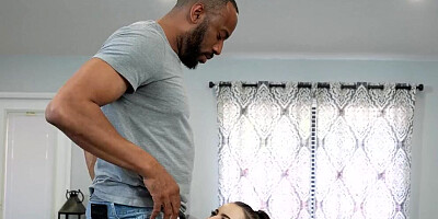Tiny Stepdaughter is Hot For Stepdad's BBC - Kylie Quinn