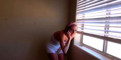 Blonde cougar Lourdes Noir gets horny and plays with some toys