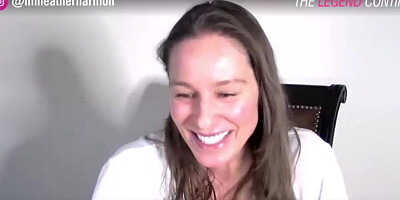 Busty webcam MILF plays with her tits while chatting with fans