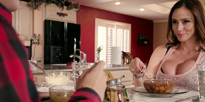 Moms Friend Jordi - Ariella Ferrera