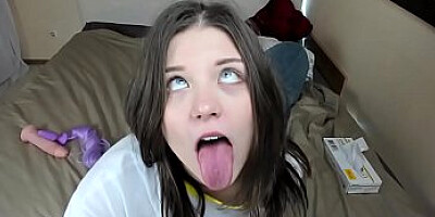 I'm hyper so i cum a lot