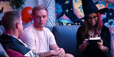 Leana Lovings is getting shared between two horny dudes in 3some