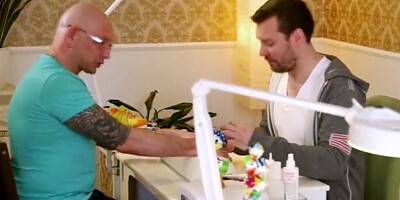 Punkish-looking amateur chicks are posing nude in a German TV show Naked Attraction