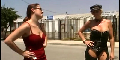 Wailing in Enjoy - Mature Lezzie Biker entices a Chick