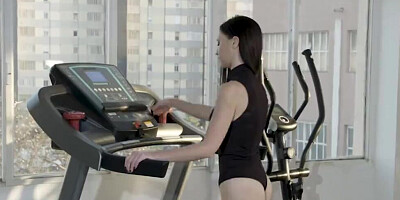 Aroused MILF is hungry for a big cock and hard pussy pounding