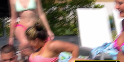 Swinger couples are enjoying the great outdoors by being engaged in naughty sex games