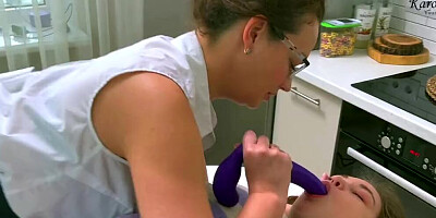 Stepmom help me with my lessons. MILF fucked young Stepdaughter for bad grades