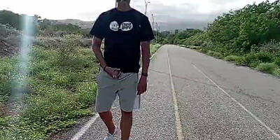 Perverted man chases me and shows me his penis, I couldn't resist the excitement he caused me