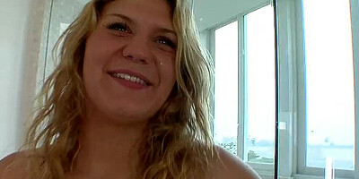 Jordyn Peaks & Tyla Wynn are enjoying in some hard pussy nailing