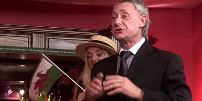 Stacey Saran celebrates independence day by having group sex with friends