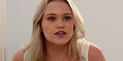 Busty slut Chloe Rose stuck and was fucked rescued by stebrother's thick dick — OopsFamily