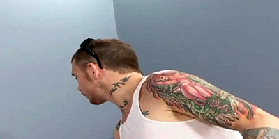 Mikey Butders is pushing his cock in Sarah Jessie's shaved cunt