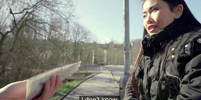 Asian chick was lured into giving a quick public blowjob to a stranger for cash