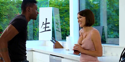 Naughty America - Krissy Lynn will do anything to Stop her Son's Bully