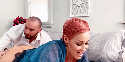 Buxom short-haired MILF Ryan Keely is always in the mood for love