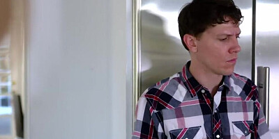 Rion King is licking and fucking a fetching cougar Alison Avery