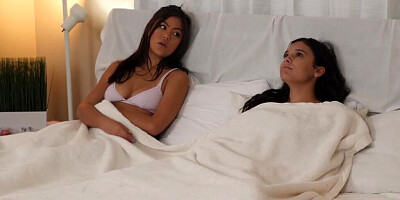 Two brunette girlfriends started masturbating together and ended up having lesbian intercourse