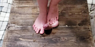 Girlfriend Crushes my Balls and gives me a Footjob with Ballbusting Cumshot