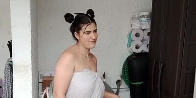 Mature lesbians fucking their pussies on the sly - Porn in Spanish