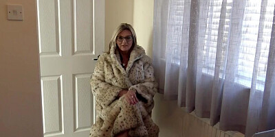 Sam Hunter Goes for an Interview as your very own Personal Secretary – FULL VERSION