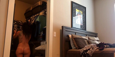 Look at my Stepmom’s Ass in these Jeans! Real Spycam