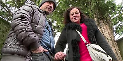 Rebecca, en plein divorce, la milf veut de la bite