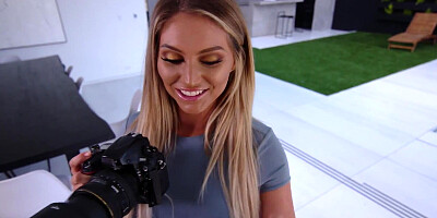 Amazing female photographer gets shagged by a thick black sausage
