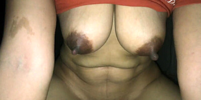 33 YEAR THAI MOM RIDES A DICK 12 (Hot)