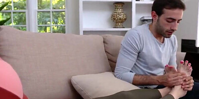 ROLEPLAY - Footjob and a Fuck From Stepmom