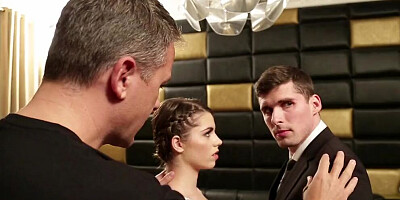 Behind the scenes - Manon Martin, 1st Orgy for my Wife