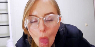 Stepdaughter gets her first anal creampie after school