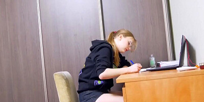 Stepdaughter gets her first anal creampie after school