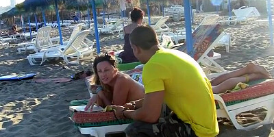 Crazy real outdoor sex session on the beach