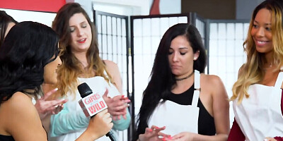 Nicole Rey spreads legs on the sofa and plays with her pussy