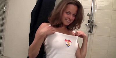 Nice masturbation scene in bathroom by skinny lass