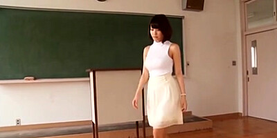 Asuka Kishi in Schoole - non naked