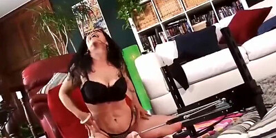 Slutty cougar is being drilled with a big fucking machine