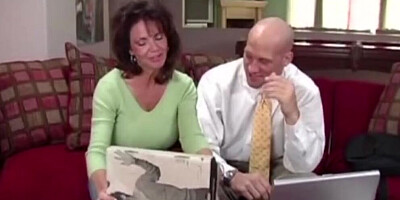 Cock-hungry MILF Deauxma sucks a dick and gets shagged