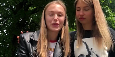 Two amateur teens are enjoying in some homemade lesbian action