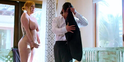 NOTE TO SELF: LAUREN PHILLIPS