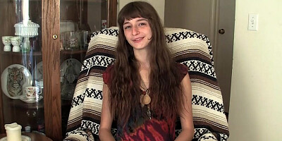 Yanks Brunette Willow Interview And Masturbation