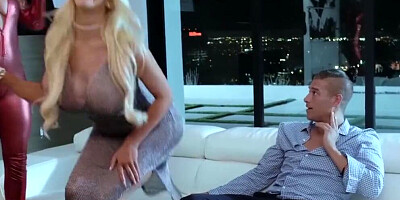 One very lucky man and a bunch of hot babes are having an orgy