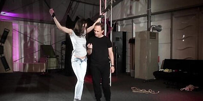 Sex hungry Arwen Gold at ass slaping dirt