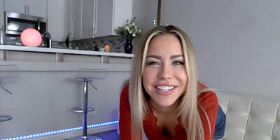 Wake up bj under the pillow from horny stepdaughter