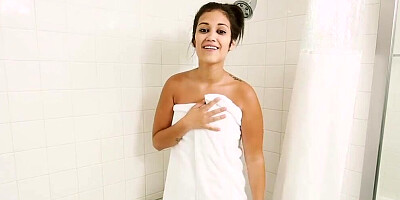 Horny brother convinces stepsister to have sex