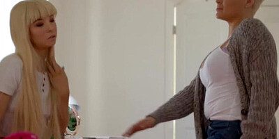 Short-haired cooze was up for a little bit of lesbian pussy licking with her girlfriend