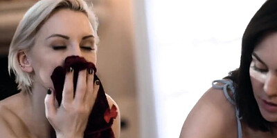 Kenzie Taylor & Arietta Adams are playing with each other's twat