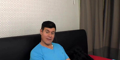 Foxy Babe Teaches her Tinder Obsessed Stepdad a Lesson – Stepdaughter makes Dad Cum Twice!