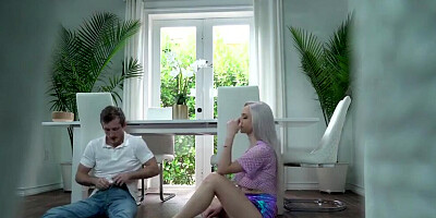 SPYFAM Step Sis gives into Step Bro Charm